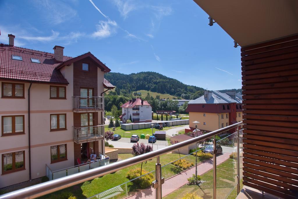 Apartament Szmaragdowy Apartment Криница-Здруй Екстериор снимка