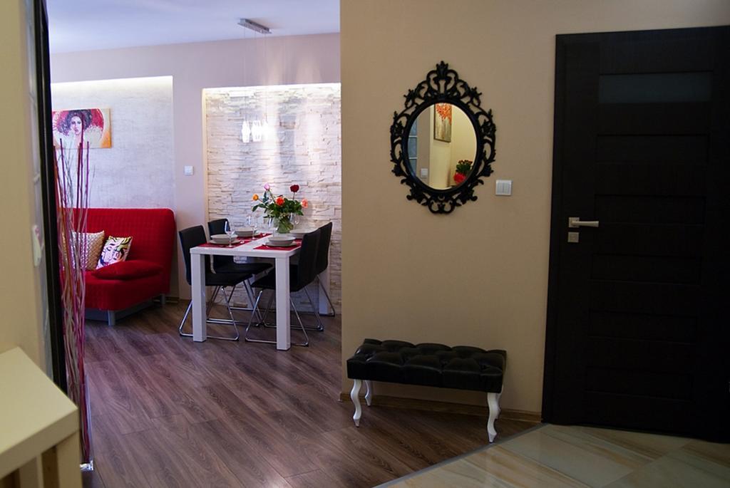 Apartament Szmaragdowy Apartment Криница-Здруй Екстериор снимка